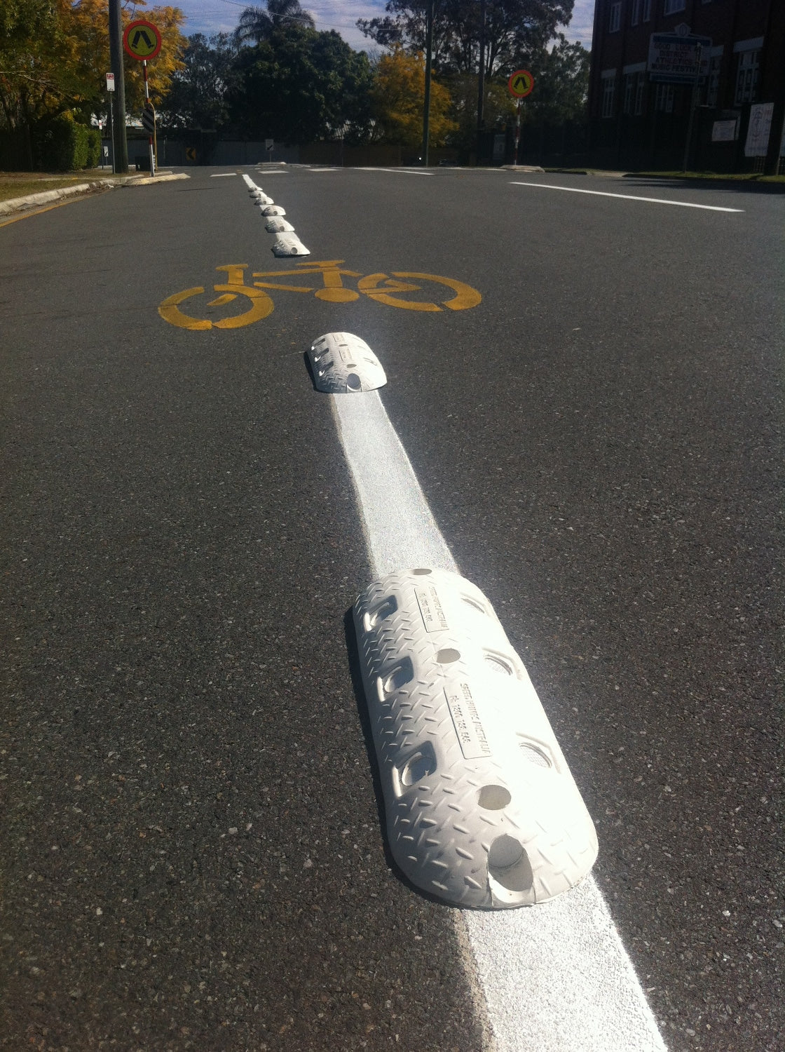 300mm Rumble Bar White