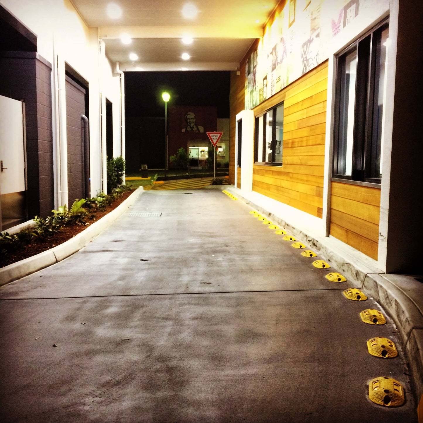 300mm Rumble Bar Yellow